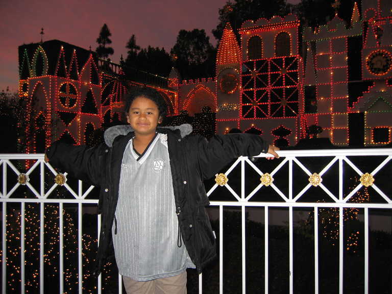 Mari checks out the Christmas version of It's a Small World!